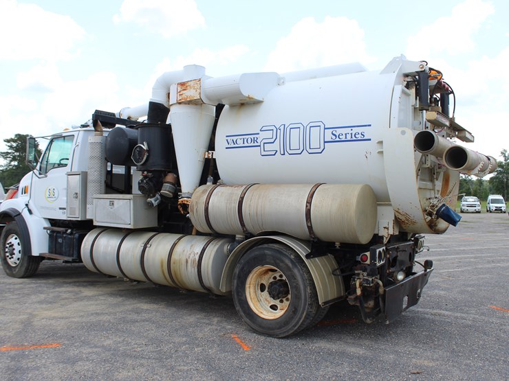 2004-vactor-2100-image-4