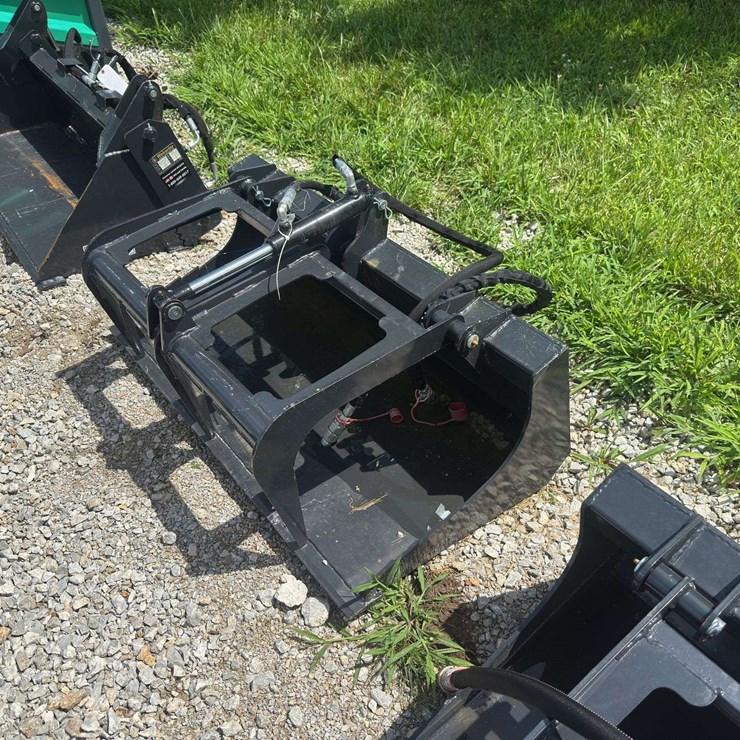 Mini Stump Grapple Attachment