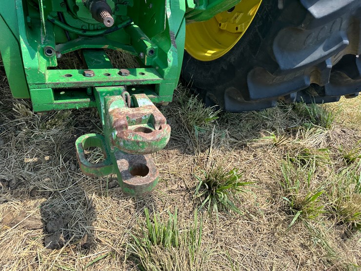2014-john-deere-8285r-image-18