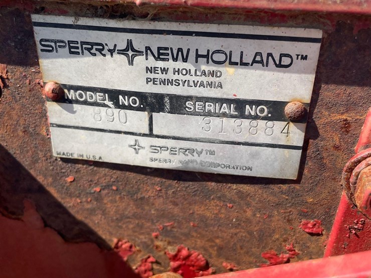 new-holland-890-image-28