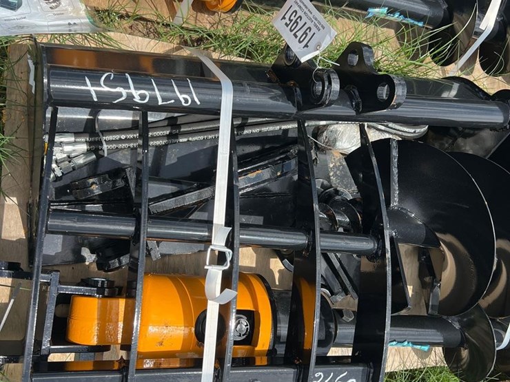 unused-future-mini-excavator-attachment-set-image-4