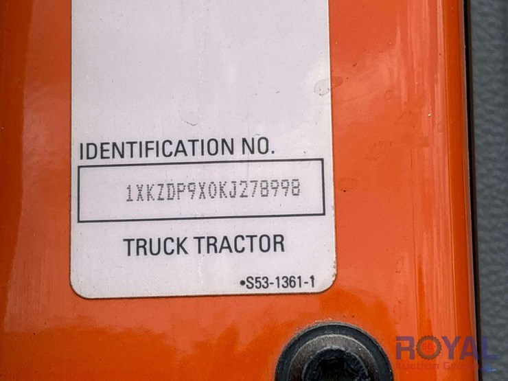 2019-kenworth-t880-image-5