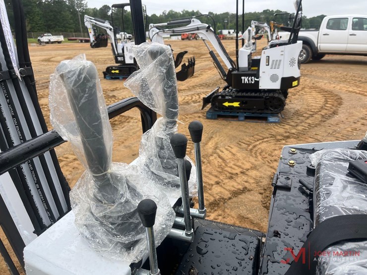 unused-2025-tk13-mini-crawler-excavator-image-14