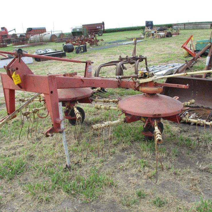 FORD TRACTOR