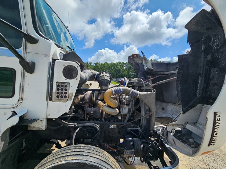 2005-kenworth-t600-image-56