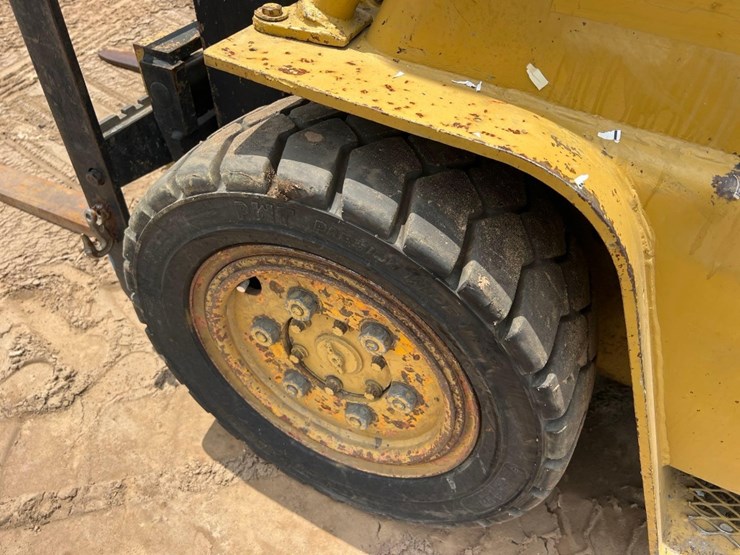caterpillar-v50b-image-19