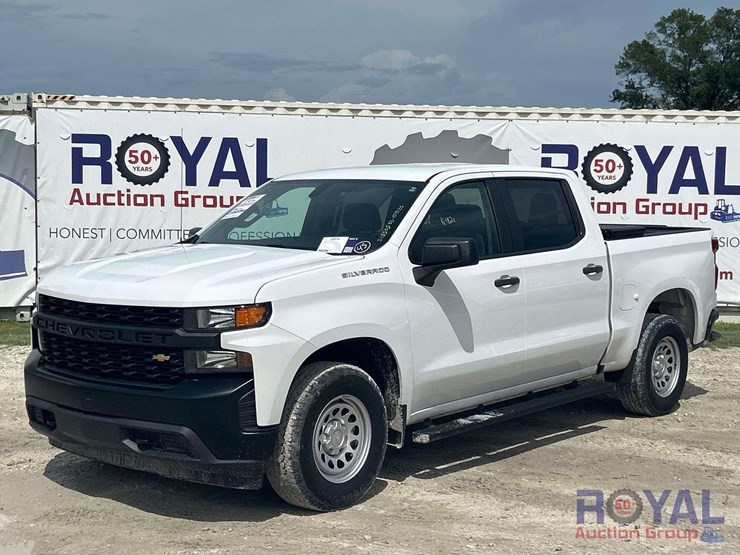2021-chevrolet-silverado-1500-image-1