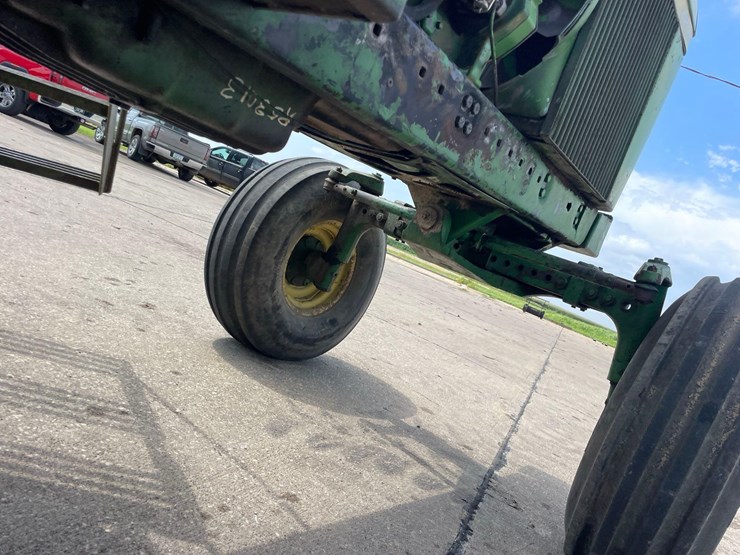 john-deere-4630-image-23