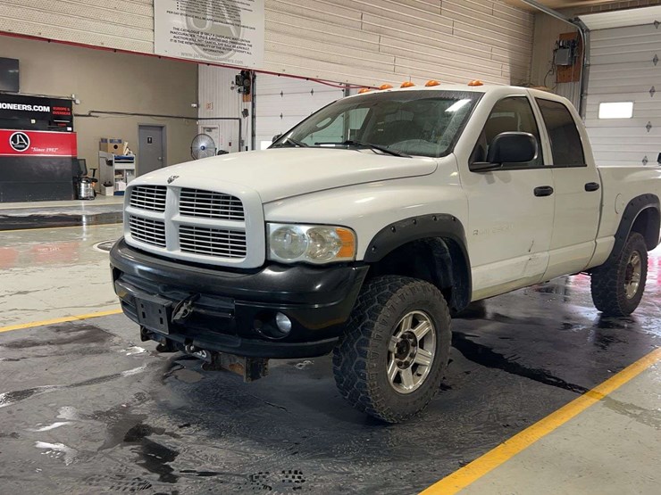 2003-dodge-ram-2500-image-1