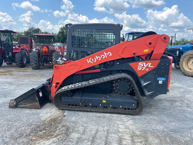 2024-kubota-svl97-2-image-2