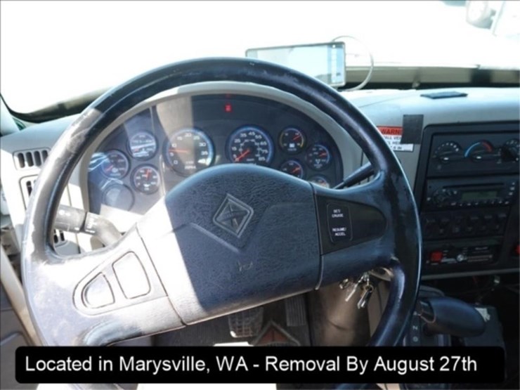 2009-international-durastar-4300-image-15