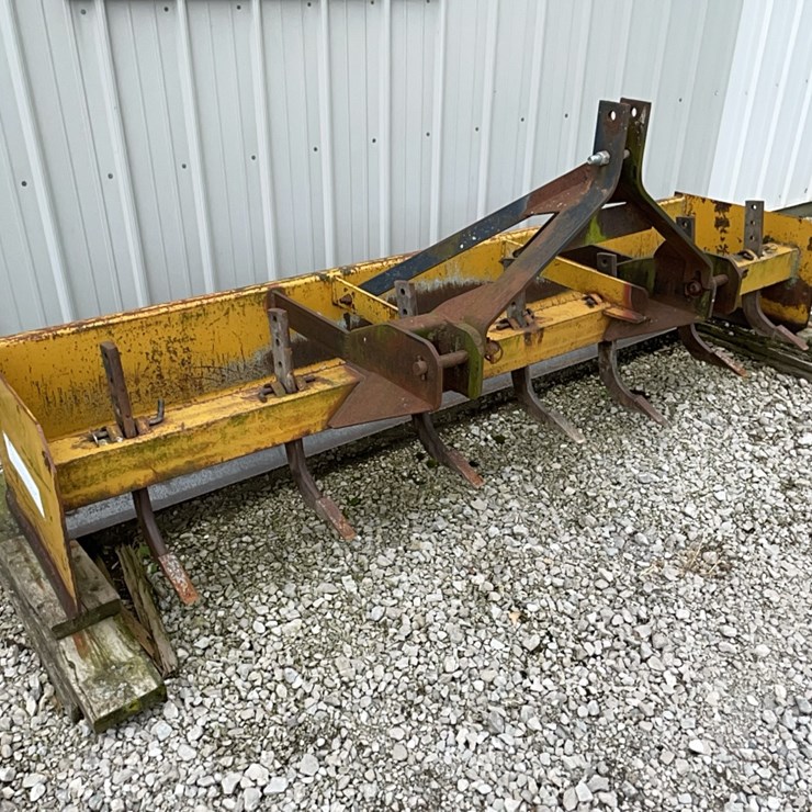 8’ King Kutter 3pt grader box