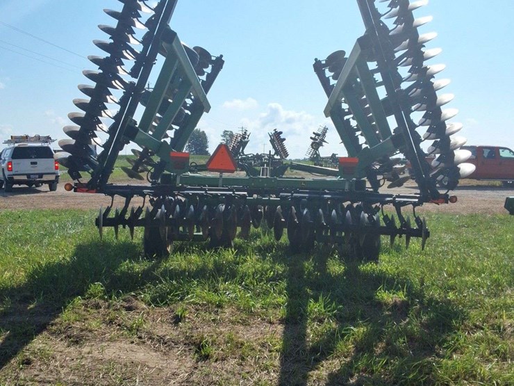 john-deere-637-image-10