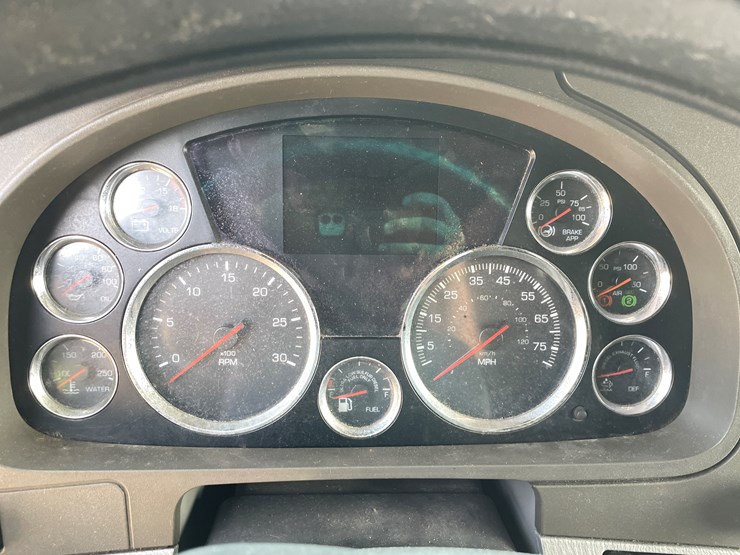 2016-kenworth-t680-image-63