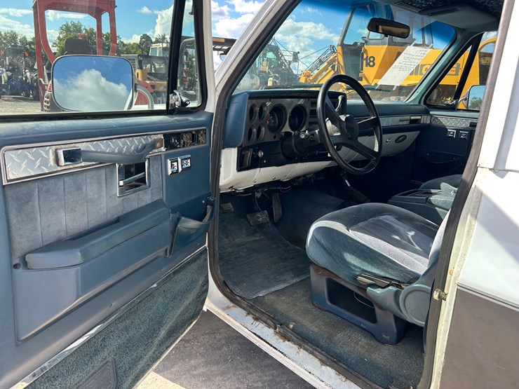 1990-chevrolet-blazer-image-11