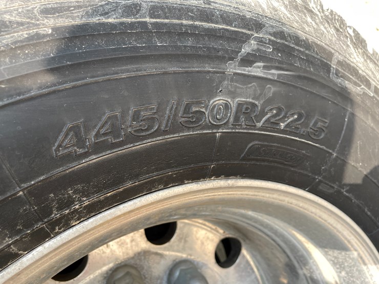 2016-kenworth-t680-image-15