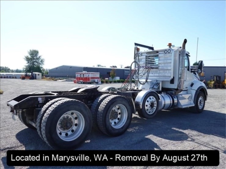 2017-kenworth-t880-image-28
