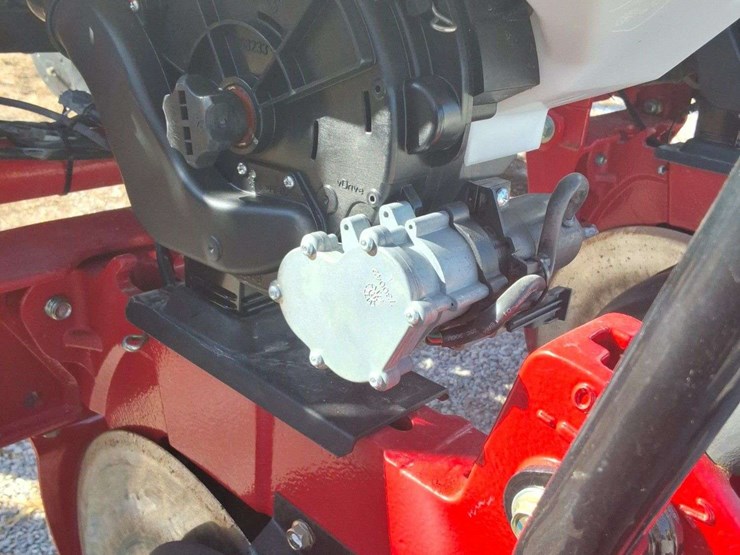 2014-massey-ferguson-9800-image-22