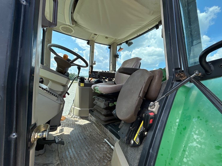 john-deere-6320-image-14