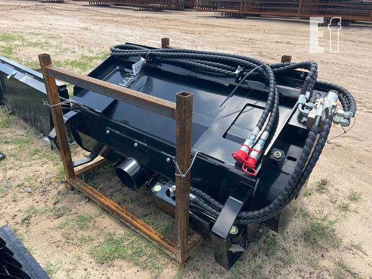 unused-future-skid-steer-hyd-mixing-bucket-image-3