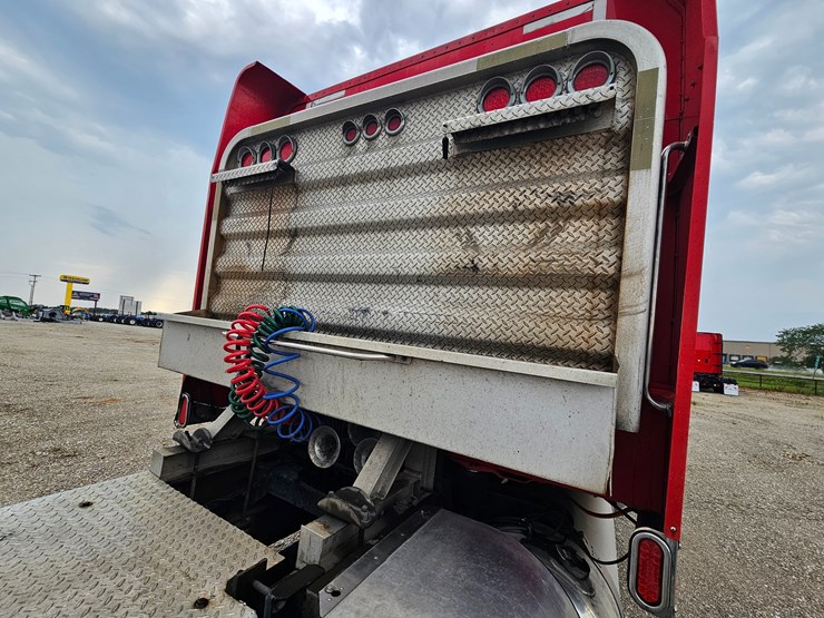 2003-peterbilt-379-image-108