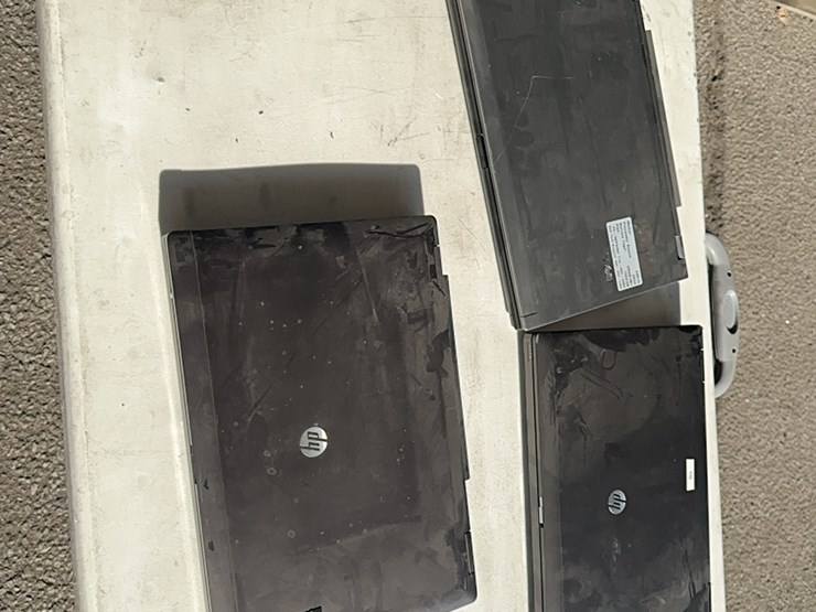 hp-&-dell-laptops-image-1