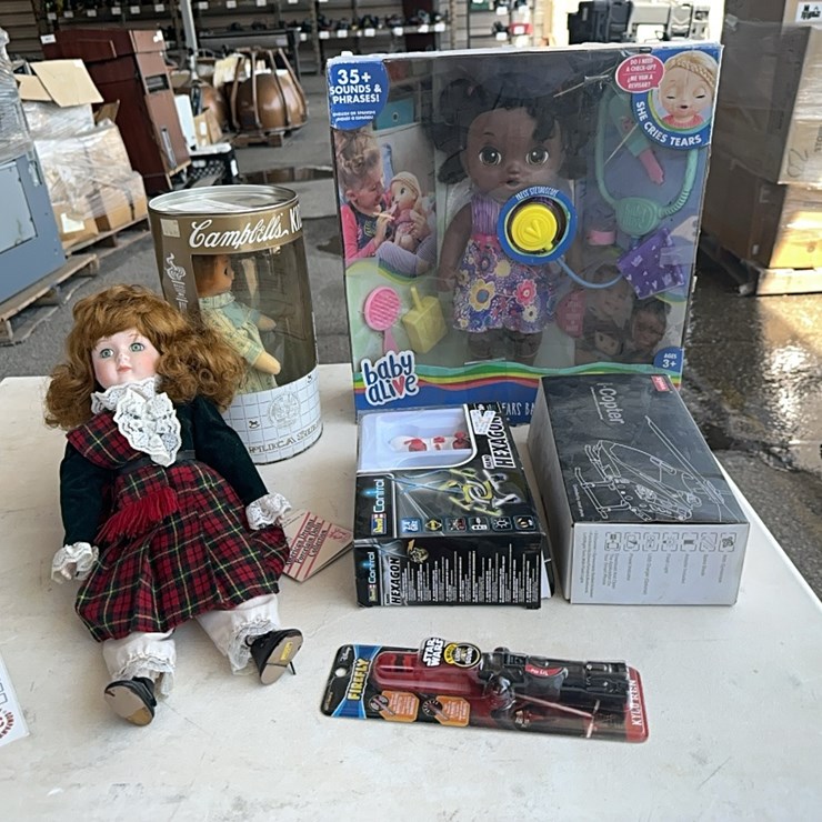 LOT#- - CHILDREN'S DOLLS AND ICOPTER