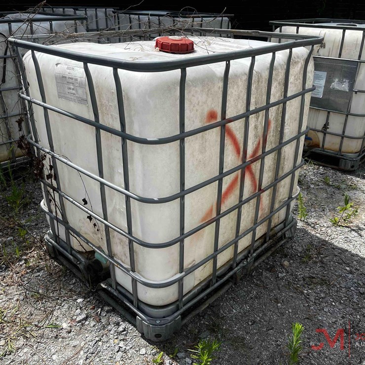 275 GALLON IBC TOTE
