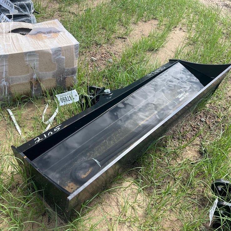 UNUSED FUTURE 40" HYD TILT MINI EXCAVATOR BUCKET