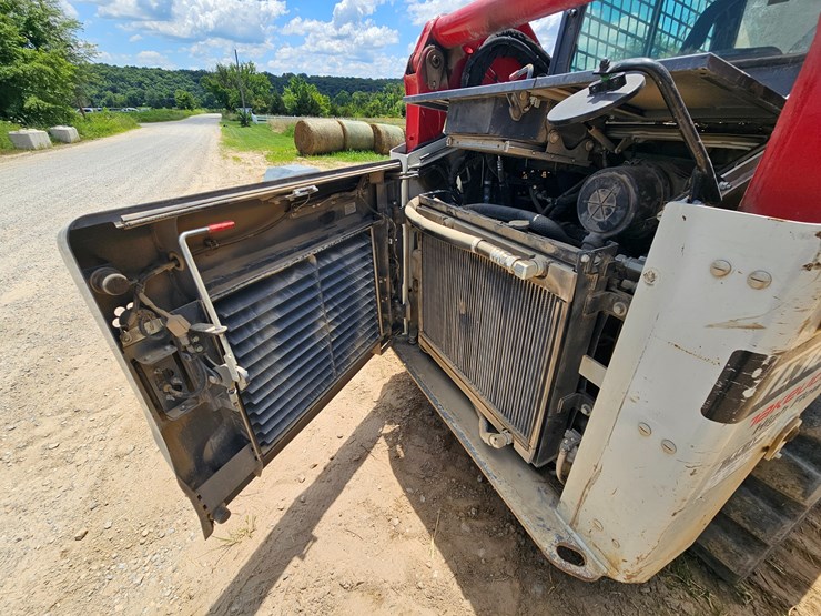 takeuchi-tl10v2-image-24