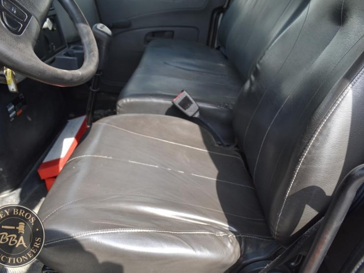 2013-international-durastar-4400-image-52