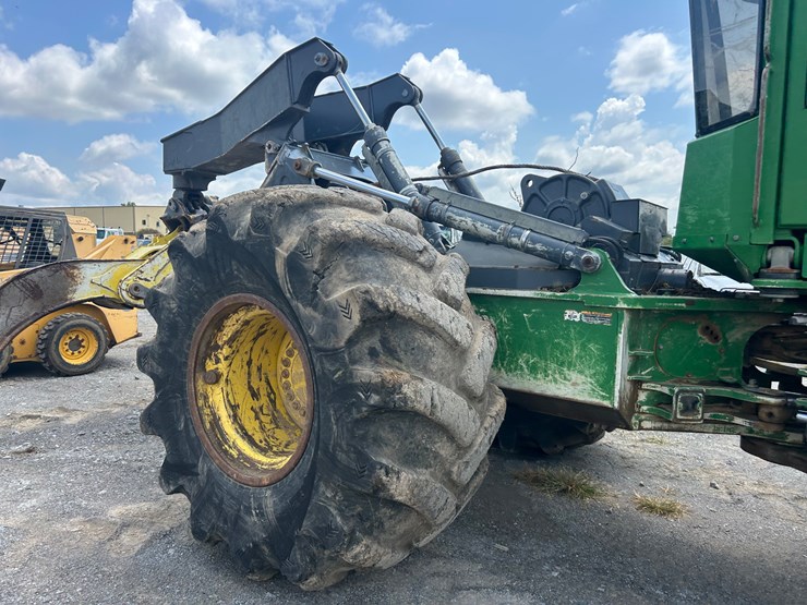 deere-748l-image-15