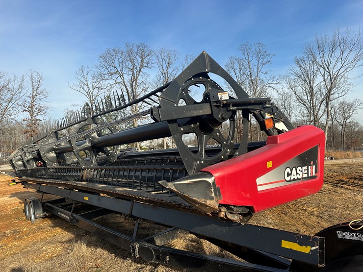 2010-case-ih-2162-image-2