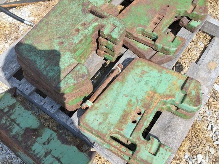 10-front-weights-and-bracket-off-4430-image-2