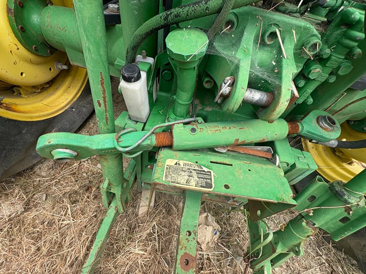 2000-john-deere-6310-image-18