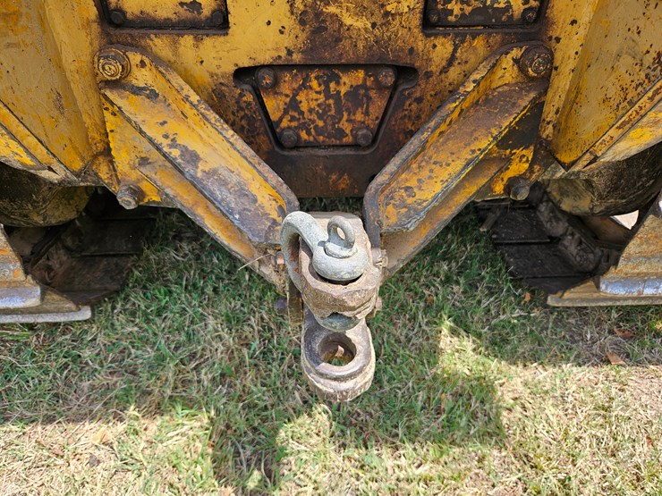 caterpillar-d4d-image-102