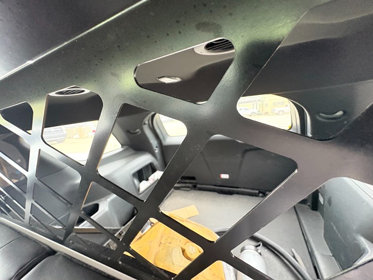 2018-ford-explorer-image-31