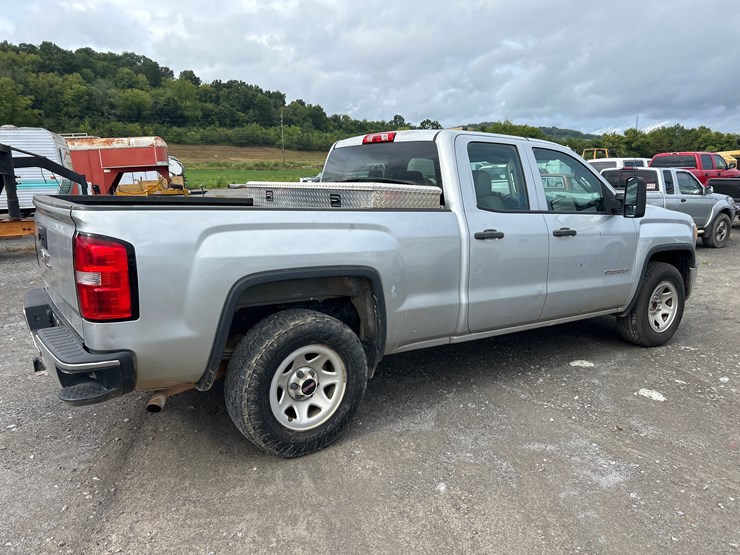2015-gmc-1500-image-4