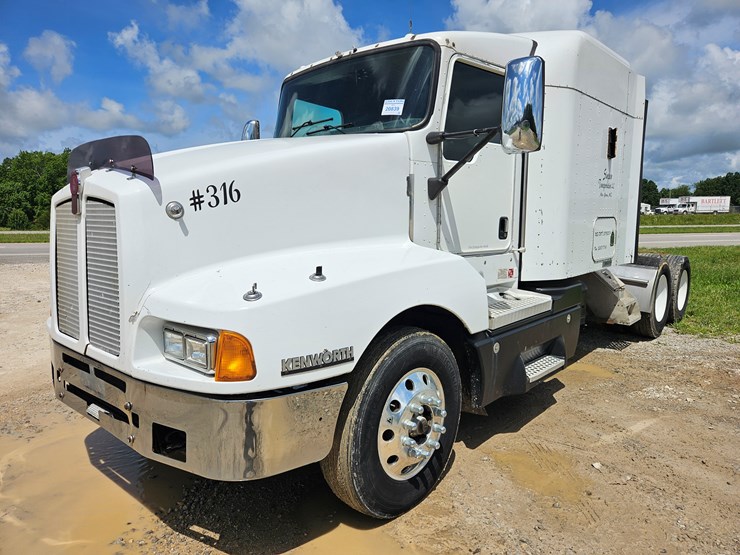 2005-kenworth-t600-image-2