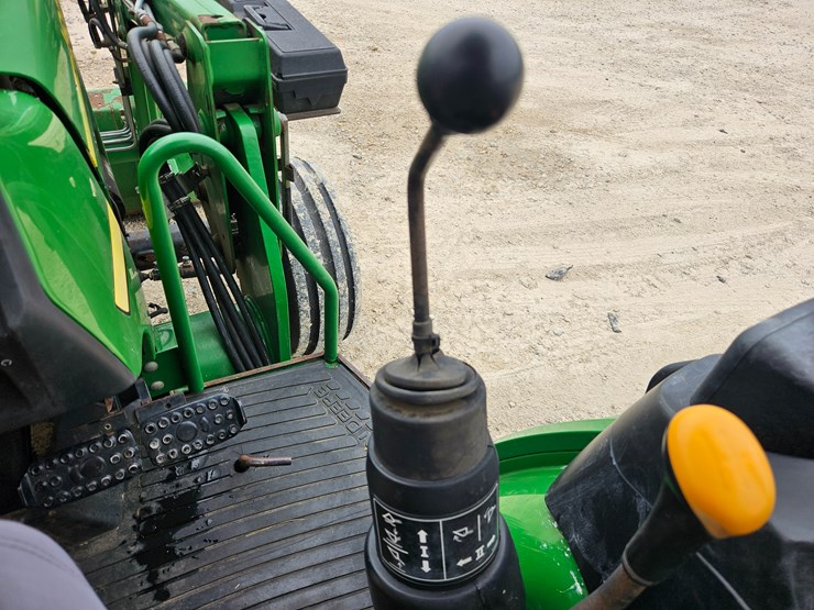 john-deere-5420-image-39