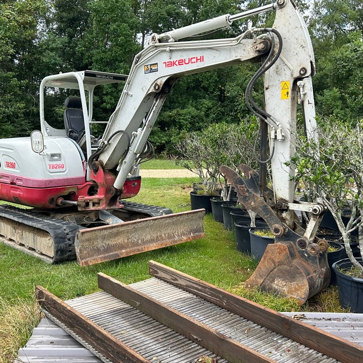 2018 TAKEUCHI TB260