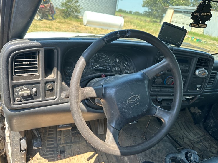 2002-chevrolet-2500-image-60