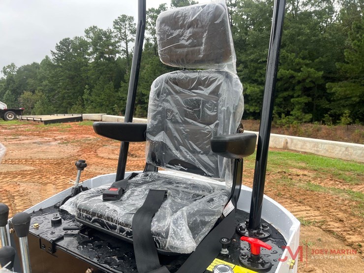 unused-2025-tk13-mini-crawler-excavator-image-15