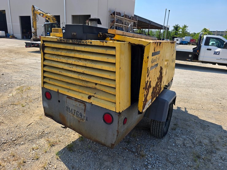2010-atlas-copco-xas375-image-18
