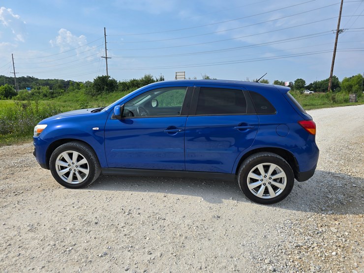 2015-mitsubishi-outlander-image-9