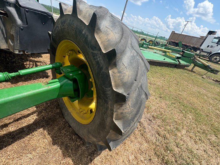 john-deere-5100e-image-12