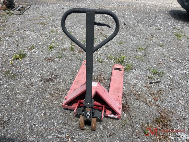 pallet-jack-image-2