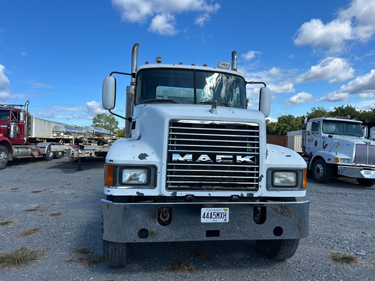 2007-mack-chn613-image-5