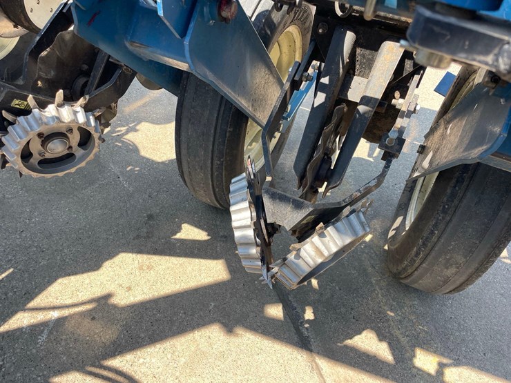 kinze-3200-image-32