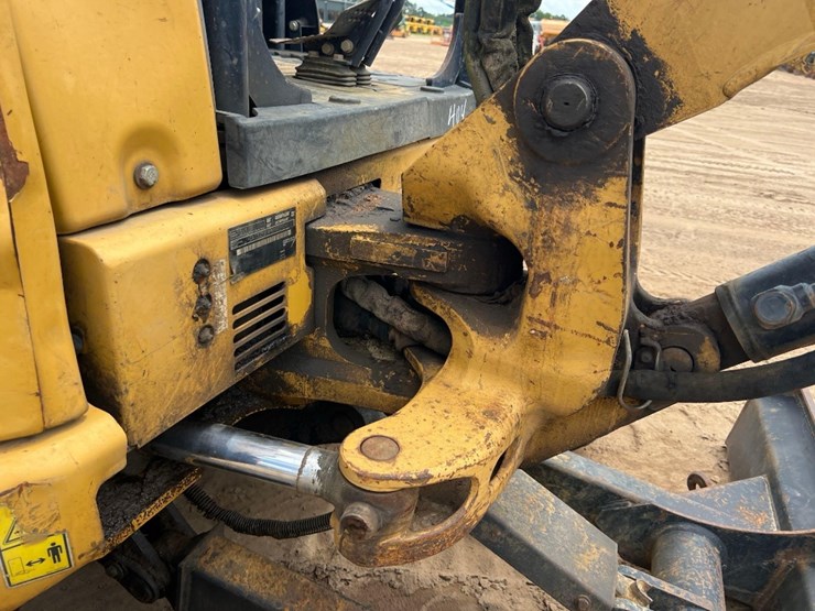caterpillar-303.5e-cr-image-13